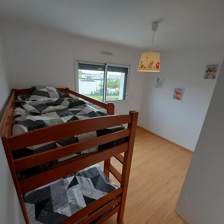 Holiday home Maison Entiere Au Calme A Dix Minutes De Rouen