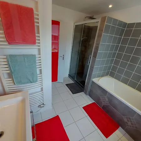 Maison Entiere Au Calme A Dix Minutes De Rouen *
