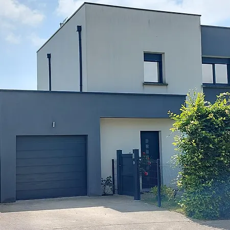 Holiday home Maison Entiere Au Calme A Dix Minutes De Rouen *